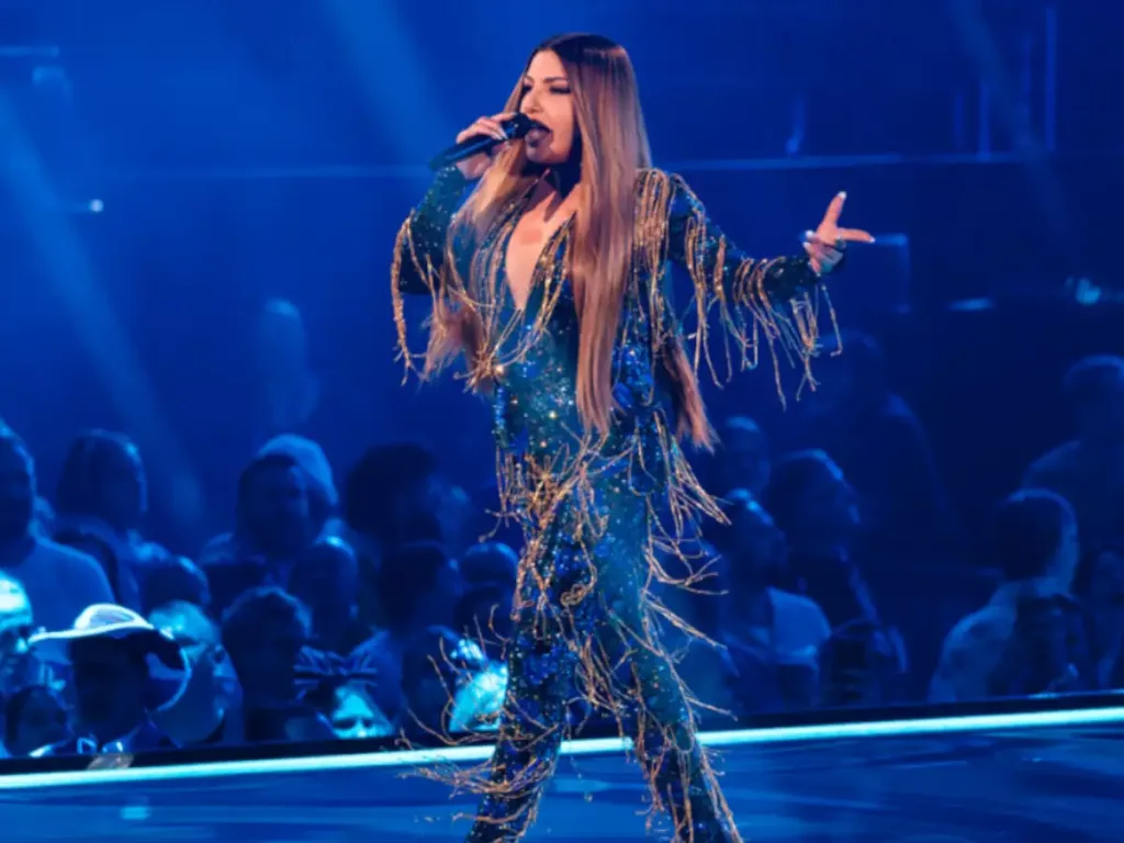 eurovision-2024:-Η-Έλενα-Παπαρίζου-επέστρεψε-στο-φυσικό-της-χώρο