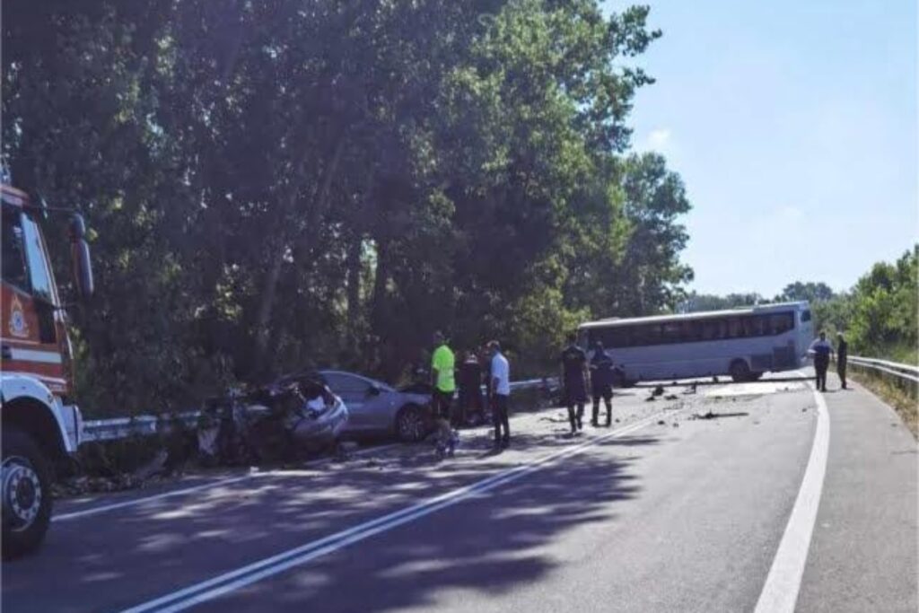 Τροχαίο-στην-Ξάνθη:-Τέσσερις-νεκροί-και-αρκετοί-τραυματίες