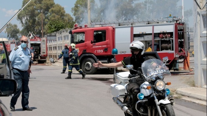 Η-ΕΛΑΣ-αναζητά-πληροφορίες-σχετικά-το-τροχαίο-με-το-βυτιοφόρο-που-ανετράπη-και-πήρε-φωτιά-στην-Αθηνών-–-Κορίνθου-–-Ελεύθερος-Τύπος