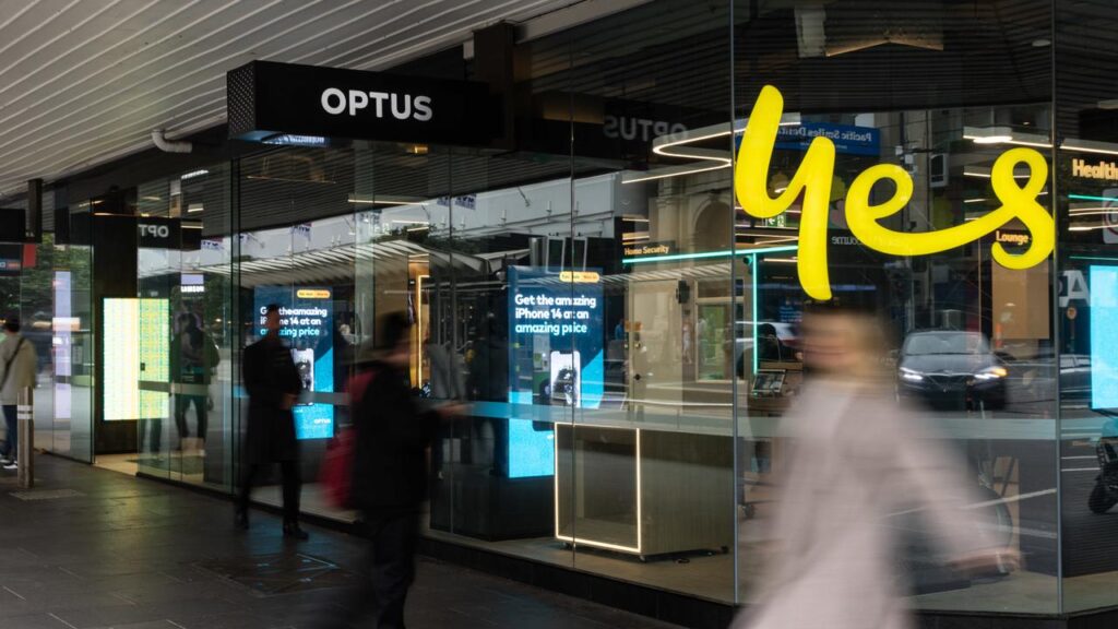 optus-attack-was-‘simple-process’:-acma