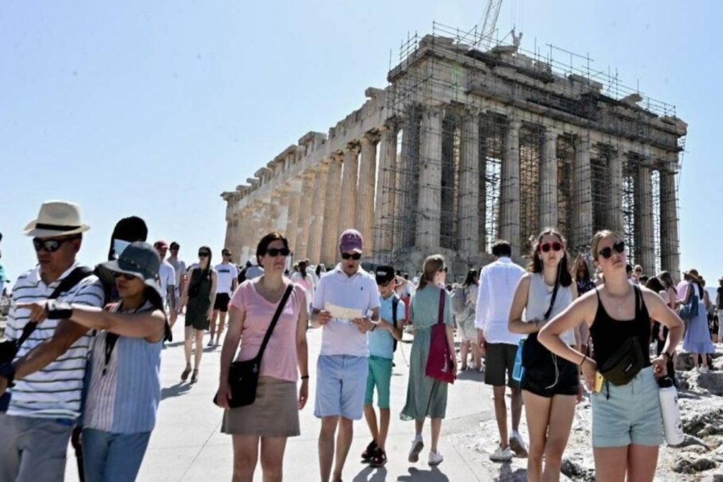 Τουρισμός:-Αυστραλοί,-Καναδοί-και-Αμερικάνοι-«ψηφίζουν»-Ελλάδα