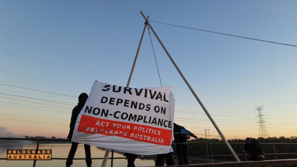 climate-activists’-bold-stunt-on-train-line