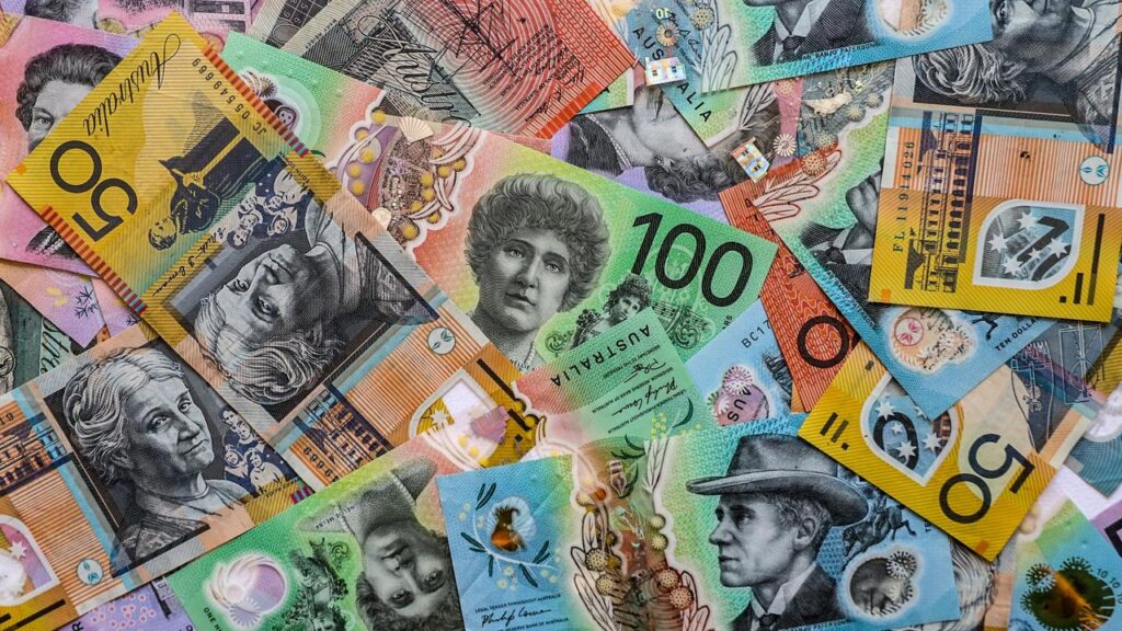 aussie-can-save-$200m-by-dodging-‘hidden-fees’