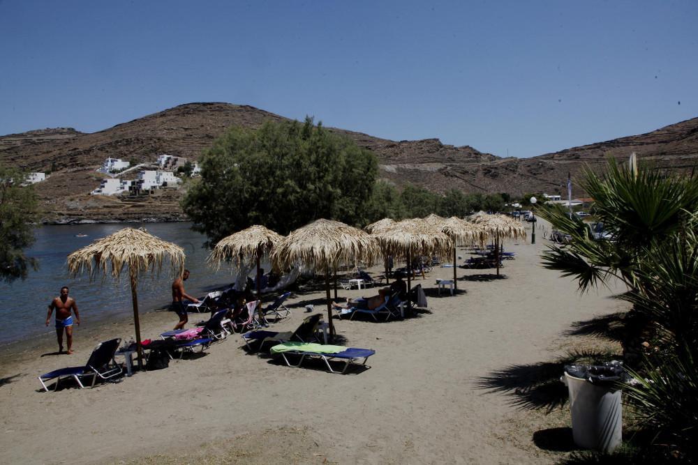 Έκρηξη σε beach bar του συζύγου της Φανής Χαλκιά στη Μεσσηνία - Στο νοσοκομείο ο ιδιοκτήτης