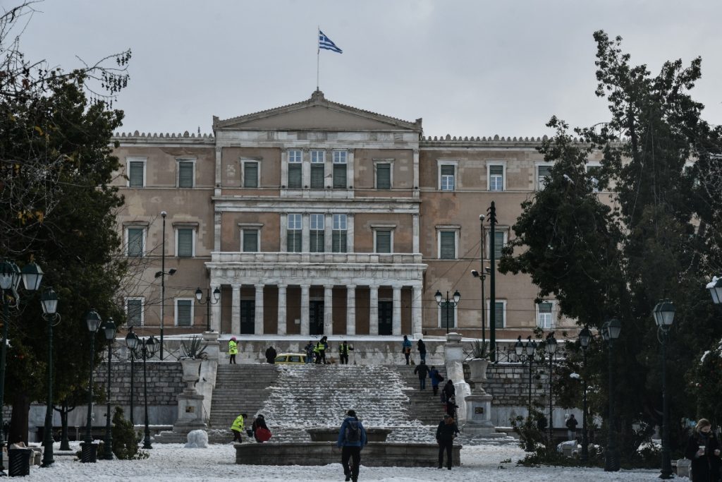 Μερομήνια:-Η-πρώτη-πρόβλεψη-για-το-2025,-νωρίς-τα-χιόνια