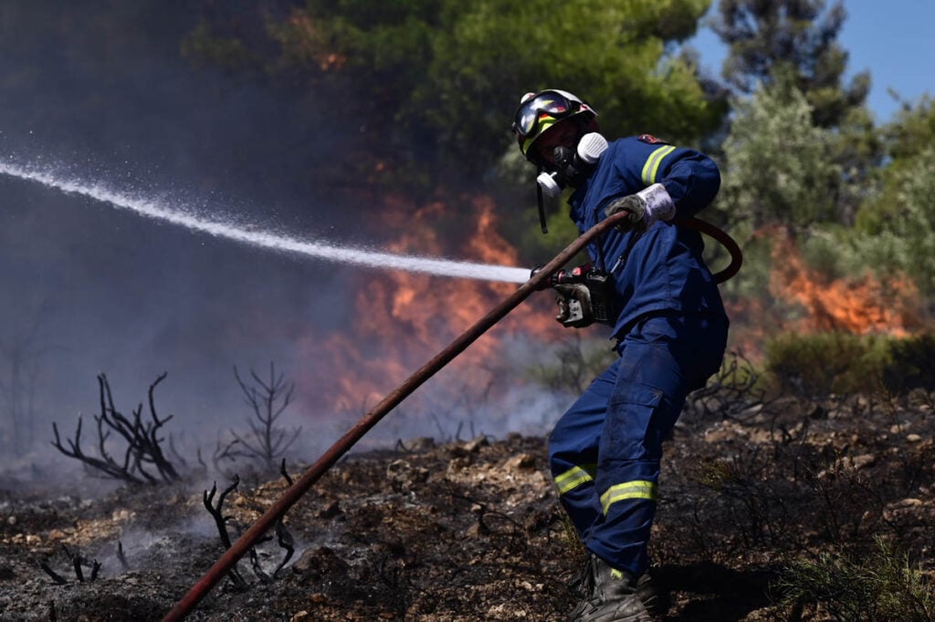 Φωτιά-στην-Αττική:-Το-χρονικό-της-τιτάνιας-επιχείρησης