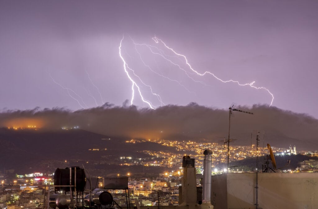 Καιρός:-Μέγιστη-προσοχή-της-επόμενες-ώρες-–-Ξεκινά-ο-δεύτερος-γύρος-της-κακοκαιρίας