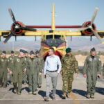 Στην βάση των Canadair στην Ελευσίνα o Μητσοτάκης