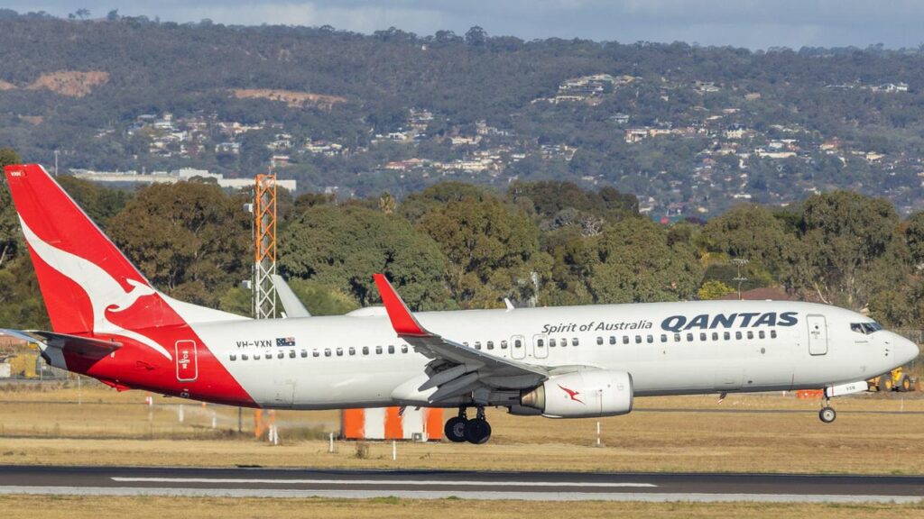 qantas-drops-asian-hotspot-sale