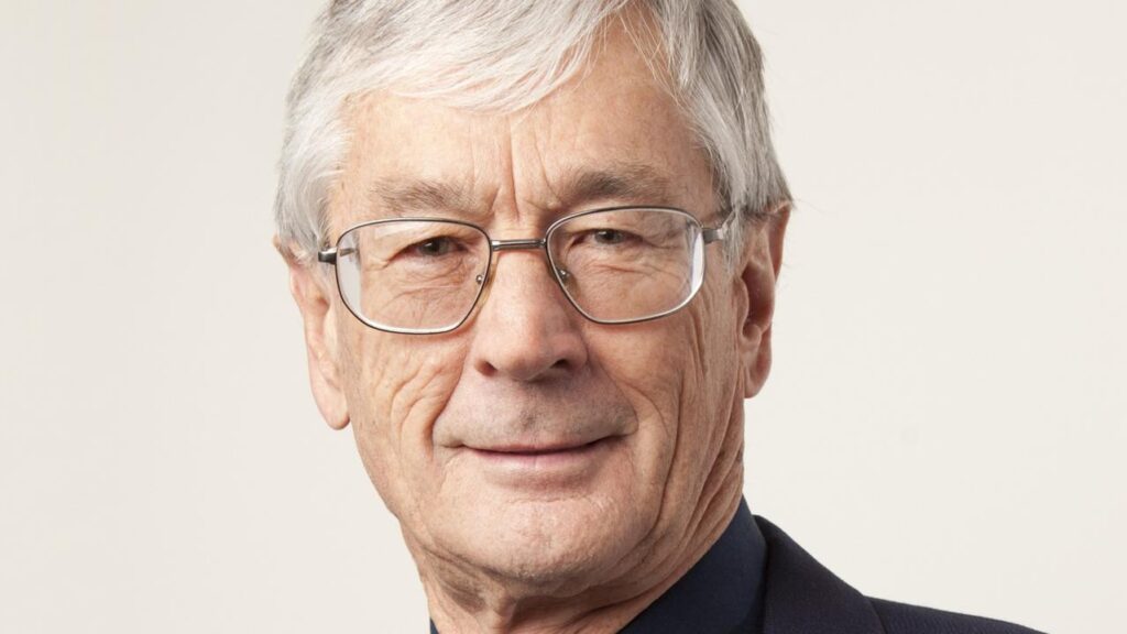 ‘dumb’:-dick-smith’s-brutal-snipe-at-aussies