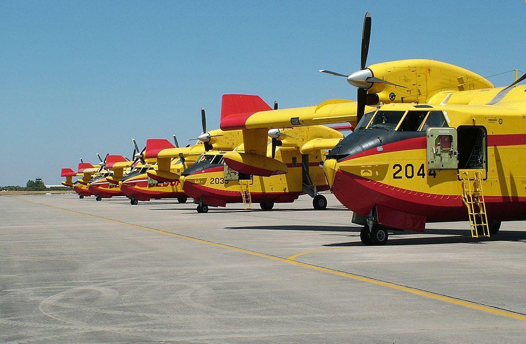 CANADAIR