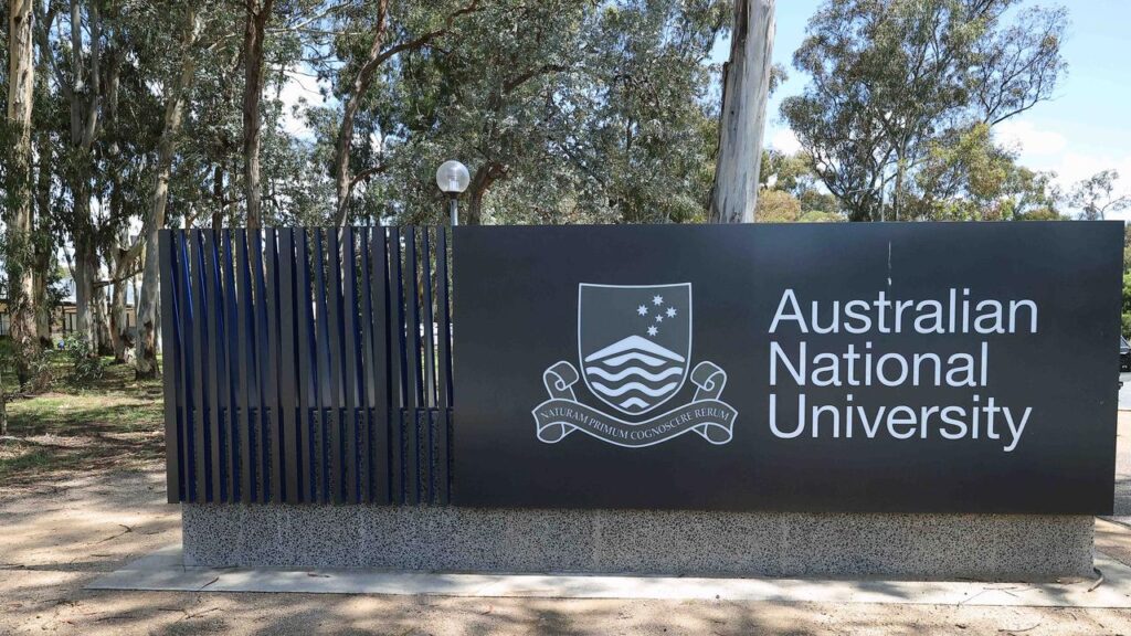 anu-faces-$200m-deficit,-slashes-jobs