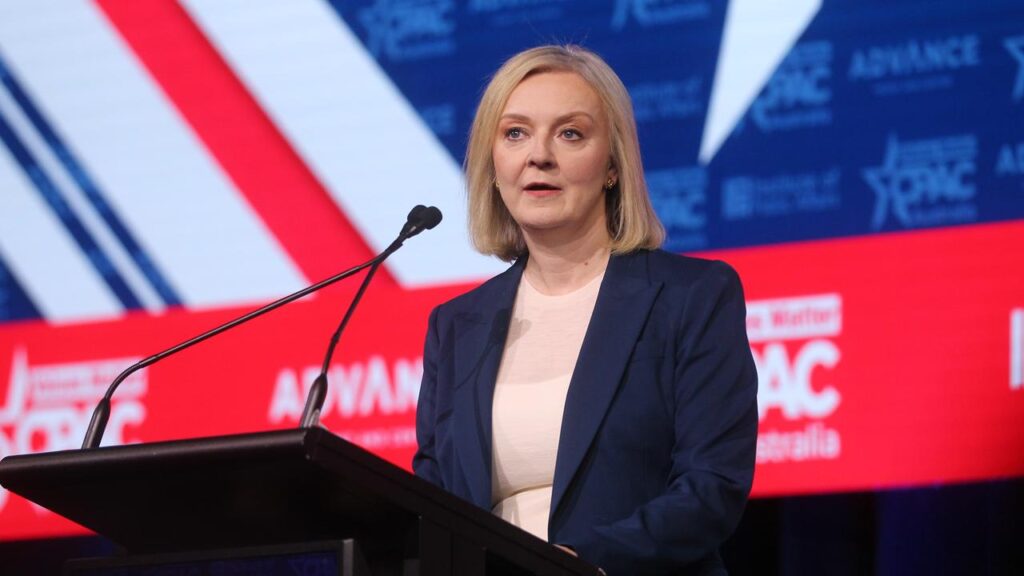 liz-truss:-former-uk-prime-minister-slams-albo,-says-the-west-and-it’s-leaders-are-‘weak’-during-cpac-australia-address