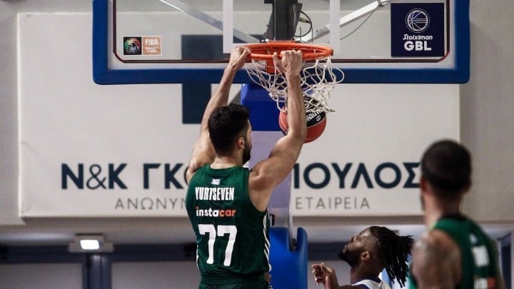 Παναθηναϊκός:-mr.-double-double-με-το…-καλημέρα-ο-Γιούρτσεβεν-–-Ελεύθερος-Τύπος