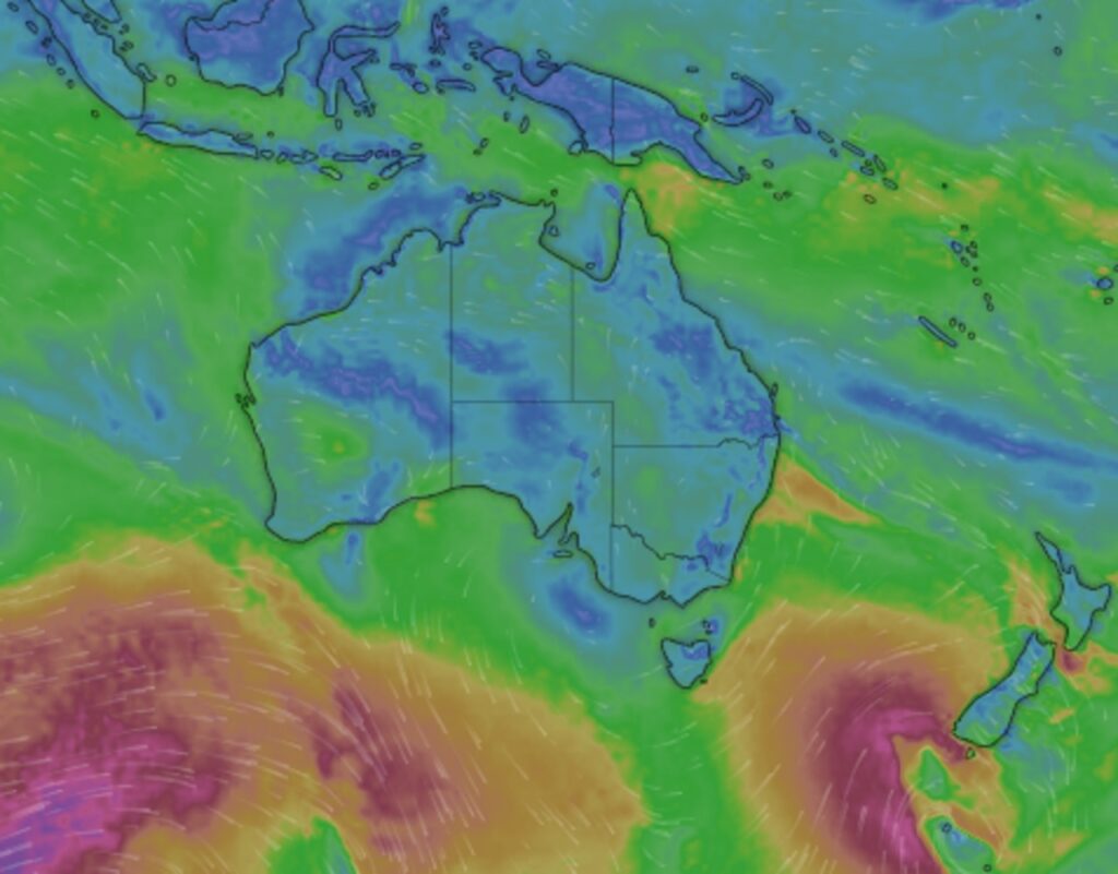 queensland-residents-warned-to-brace-for-damaging-winds,-hail