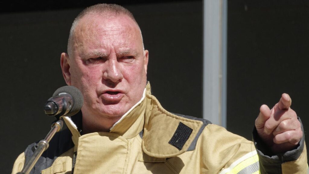 fire-rescue-victoria-support-staff-put-creative-spin-on-strike-action