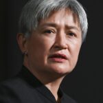 penny-wong-heckled-during-speech-at-the-university-of-tasmania