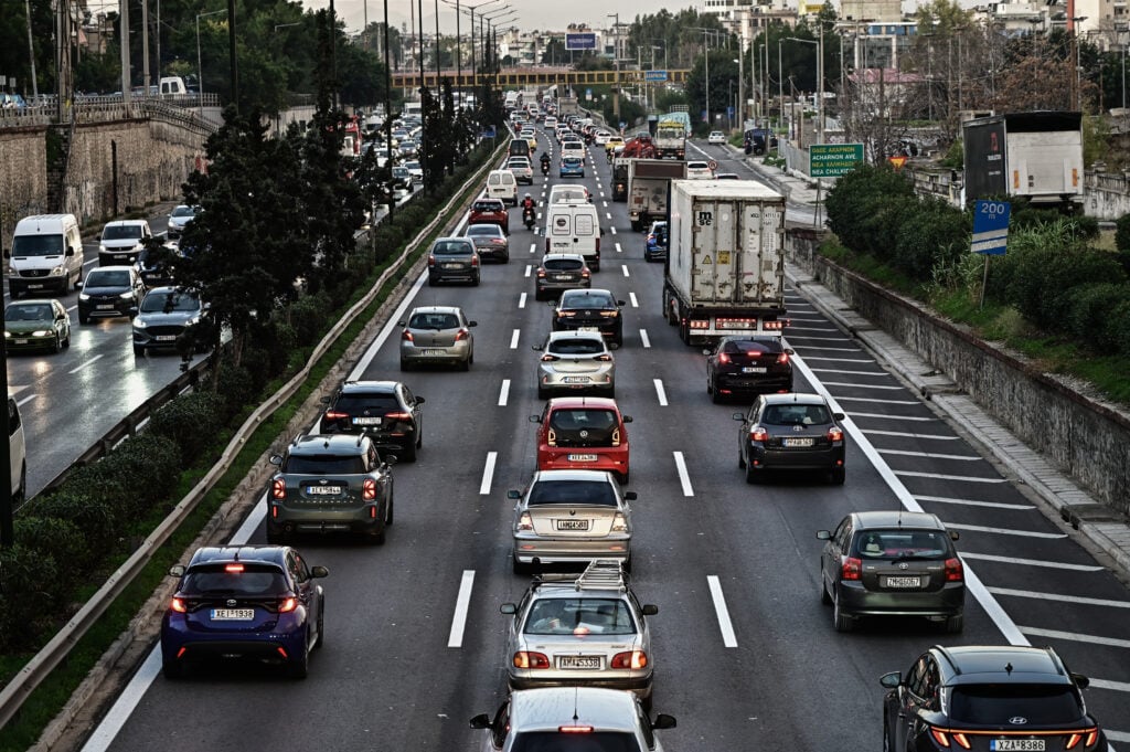 Τέλη-κυκλοφορίας:-Τι-θα-πληρώσετε-για-το-2025-–-Οι-αλλαγές