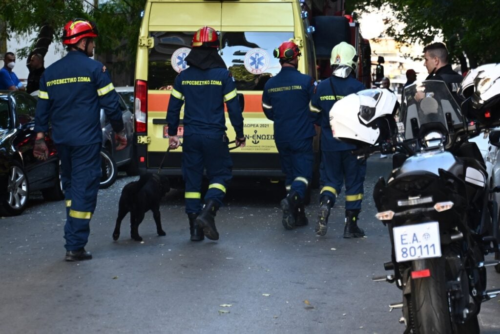 Έκρηξη-στους-Αμπελόκηπους:-Βρέθηκε-όπλο-στο-διαμέρισμα-–-Ελεύθερος-Τύπος