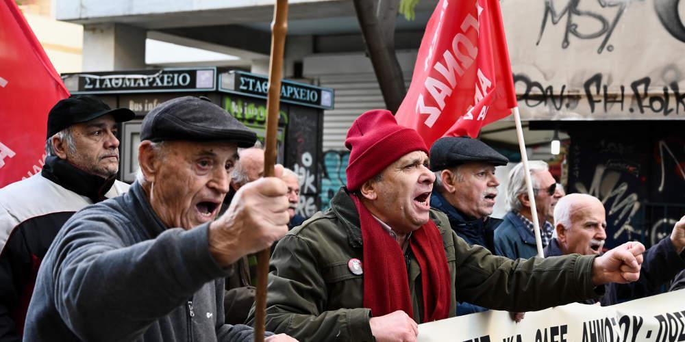 Αυξήσεις από 28 έως 200 ευρώ το μήνα σε κύριες και επικουρικές συντάξεις